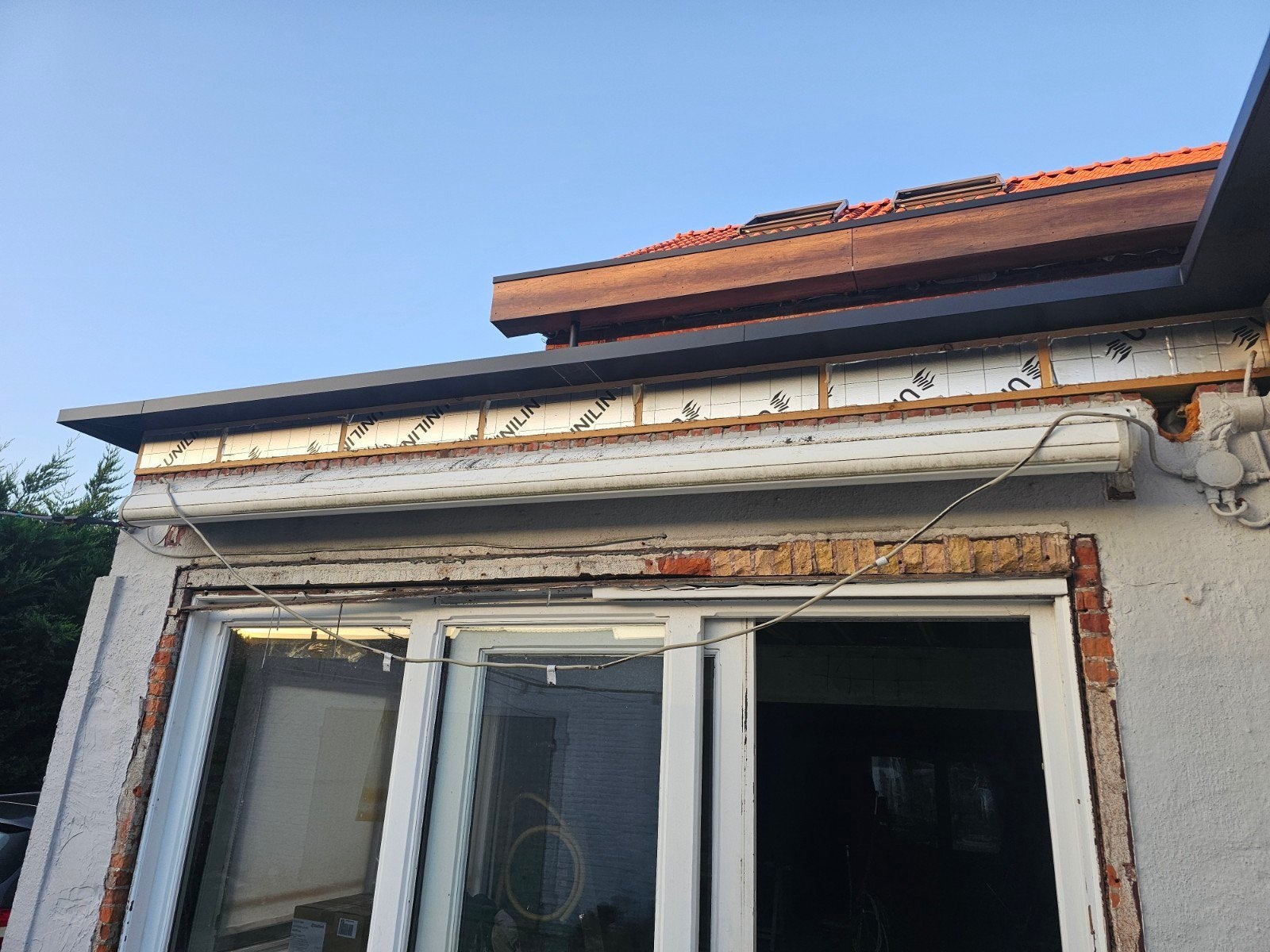Somfy zon luifel elektronisch, Tuin en Terras, Zonneschermen, Ophalen, Gebruikt, Elektrisch, 150 tot 300 cm