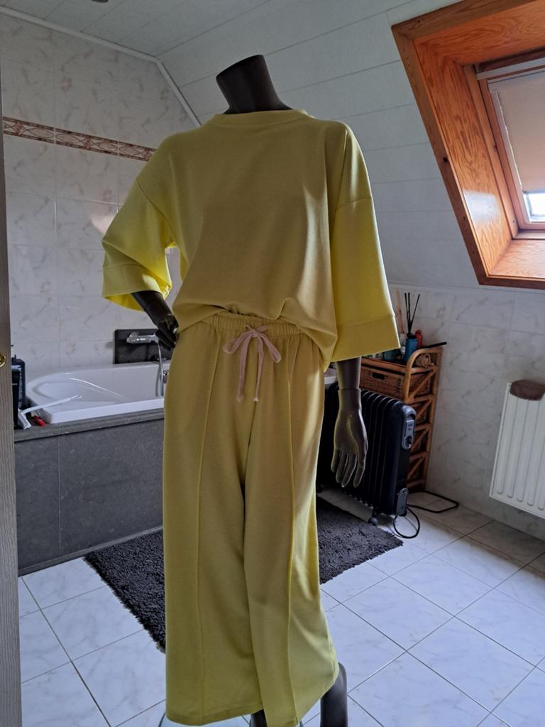 Homepak 2 delig GG Luxe TU, Kleding | Dames, Homewear, Ophalen, Geel, Nieuw, Maat 36 (S)