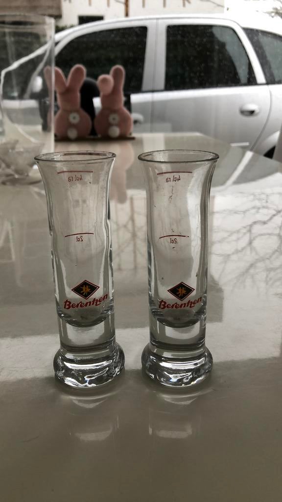 Berentzen glaasjes, Ophalen, Zo goed als nieuw
