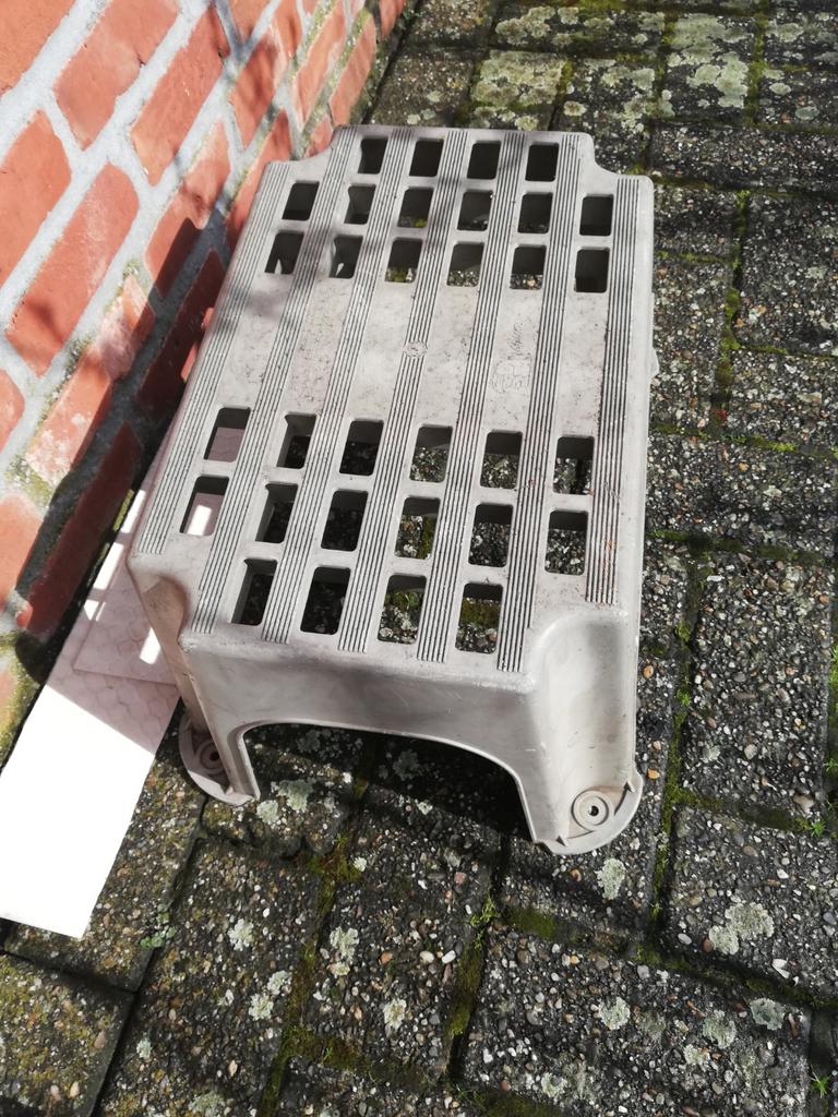 Opstap caravan, Ophalen