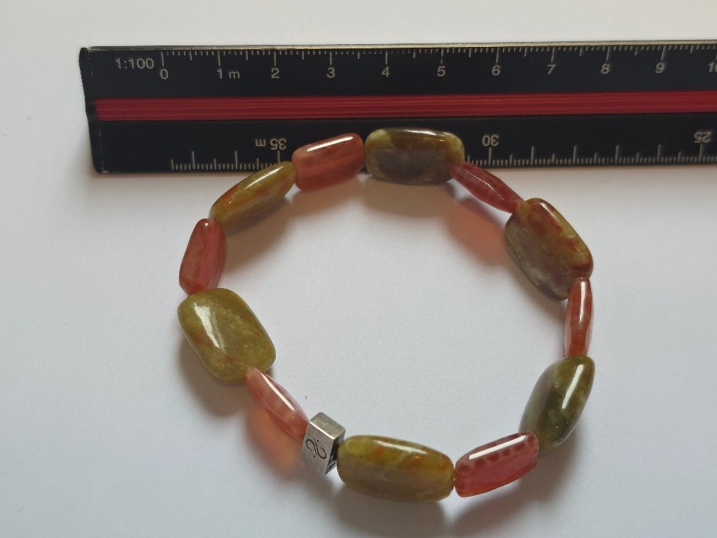 Armband, Bijoux, Sacs & Beauté, Enlèvement ou Envoi, Comme neuf, Rouge, Autres matériaux