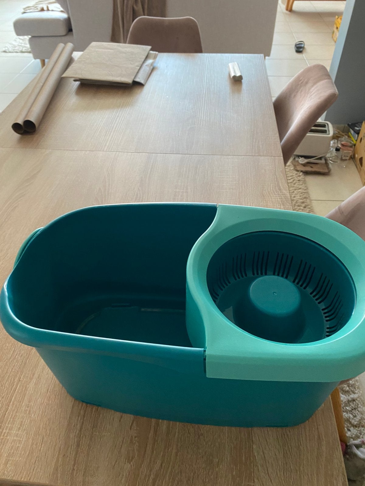 Schoonmaak bak plus borstel, Enlèvement