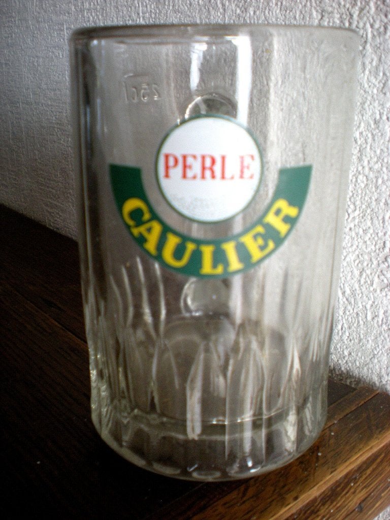 Perle CAULIER mok 25 ctl met handgreep aan de achterkant, Ophalen of Verzenden, Zo goed als nieuw, Pul(len)