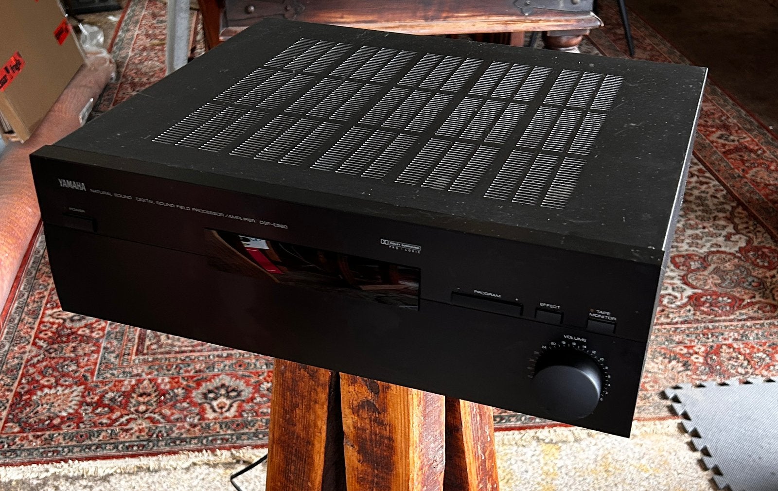 Yamaha Amplefier DSP - E580, TV, Hi-fi & Vidéo, Yamaha, 60 à 120 watts, Comme neuf, Enlèvement