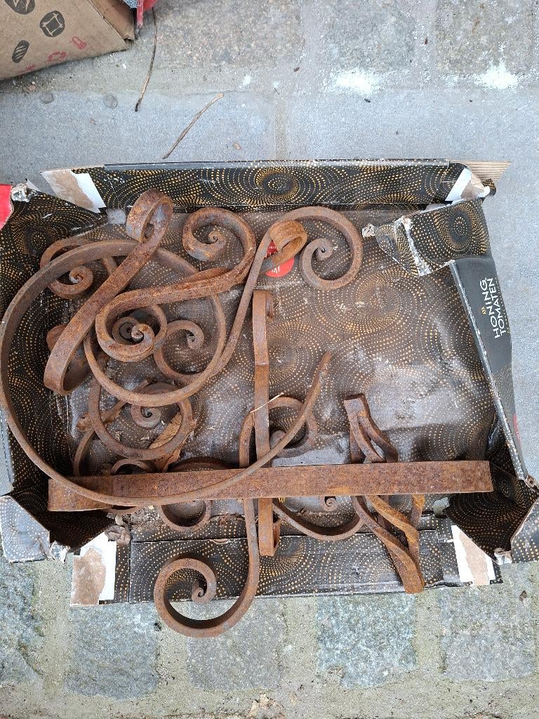 Oude resten voor smeedwerk poort, Ophalen, Gebruikt, IJzer, Sierhekwerk