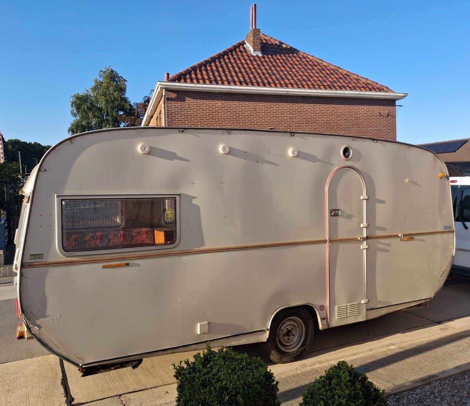 tabbert caravan zonder papieren nog goed bruikbaar, Jusqu'à 5, 4 à 5 mètres, Toit relevable, Tabbert