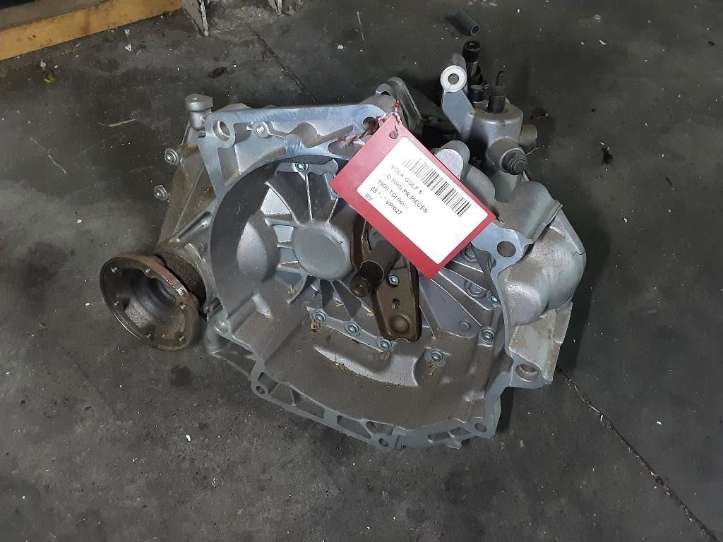 VERSNELLINGSBAK SCHAKEL Caddy III (2KA,2KH,2CA,2CH), Gebruikt, Volkswagen, Mevr. I. Hauben, Rue de l'Espoir 34 34
4030  GRIVEGNÉE, BE