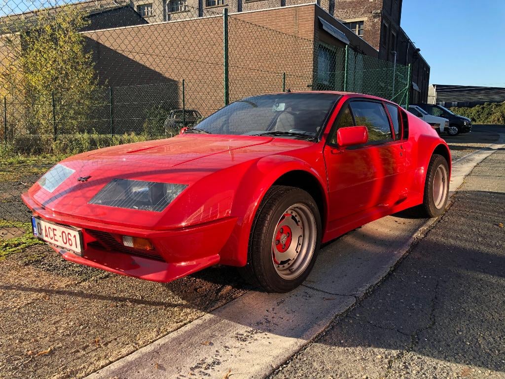 ALPINE A310 GT ORIGINE FABRIEK 1985, Auto's, Alpine, Particulier, Overige modellen, Benzine, Coupé, 2 deurs, Handgeschakeld, Rood