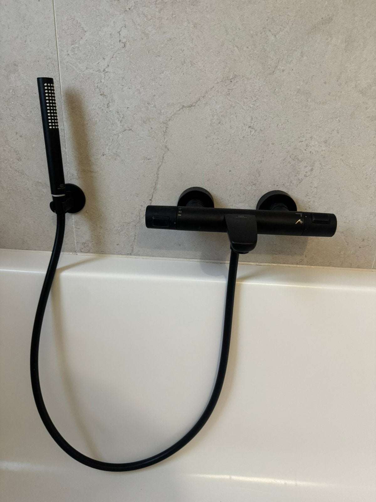 Mitigeur thermostatique de bain IDEAL STANDARD Noir Mat NEUF, Enlèvement, Neuf, Baignoire