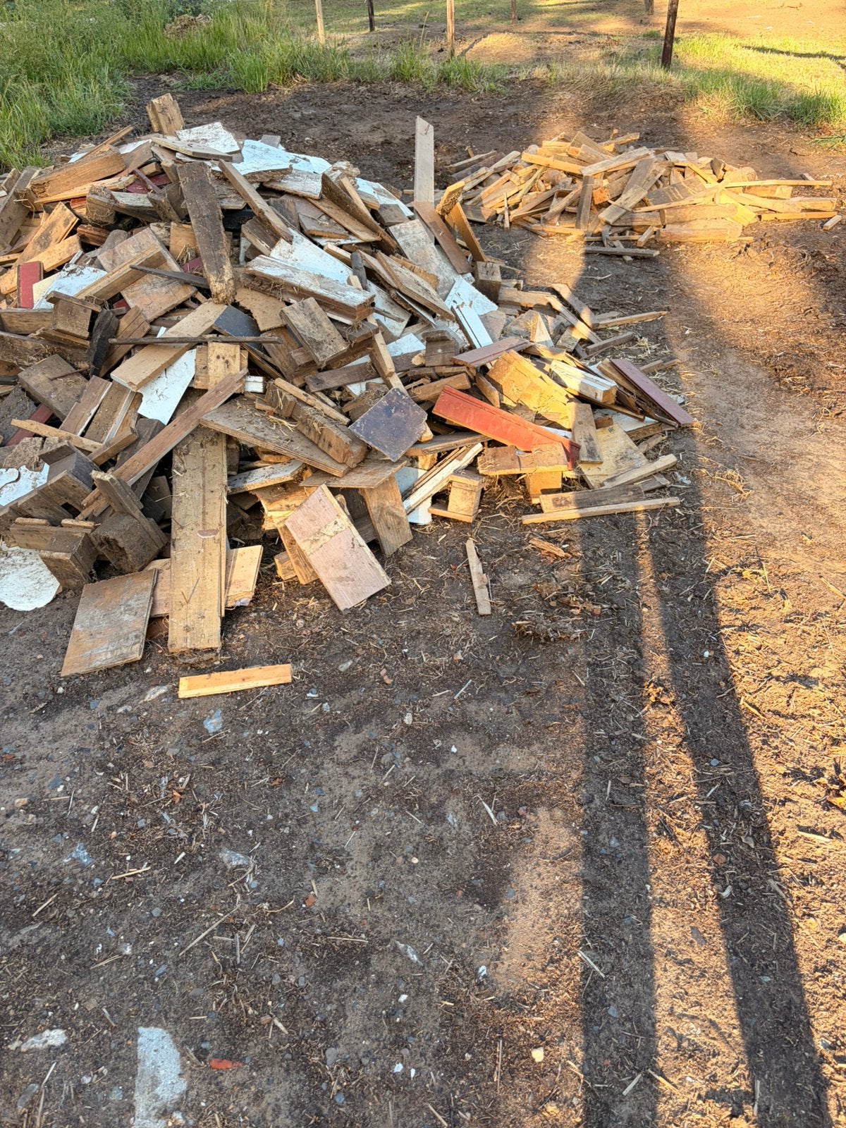Gratis brandhout, Tuin en Terras, Brandhout, 3 tot 6 m³, Ophalen, Overige houtsoorten
