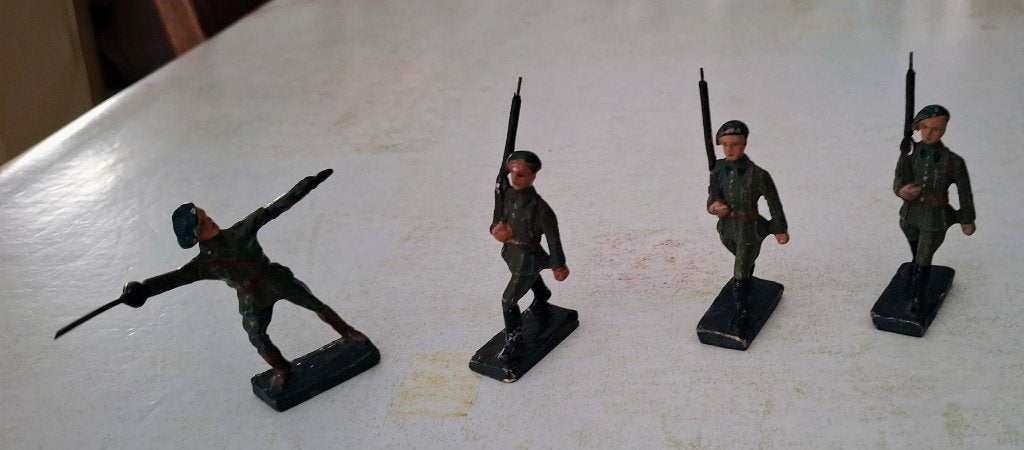 Durso, chasseurs ardennais, Collections, Jouets miniatures, Utilisé, Enlèvement ou Envoi