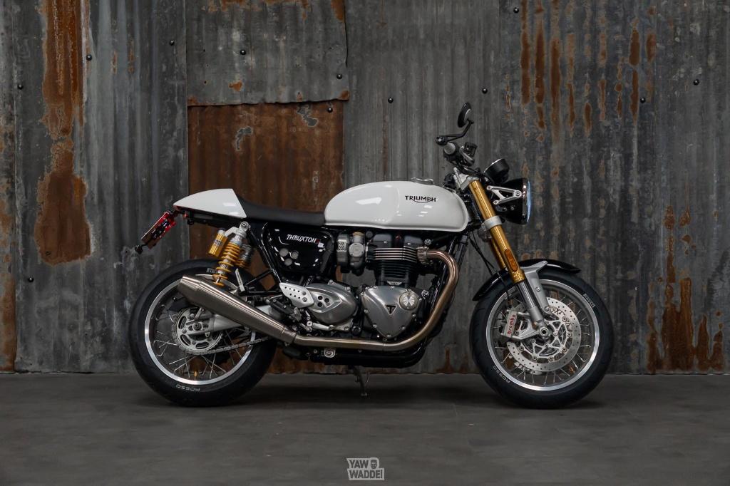 *** verkocht*** Triumph Thruxton 1200 R- Crystal White, Motoren, Motoren | Triumph, 2 cilinders, Motorrijbewijs A, Meer dan 35 kW