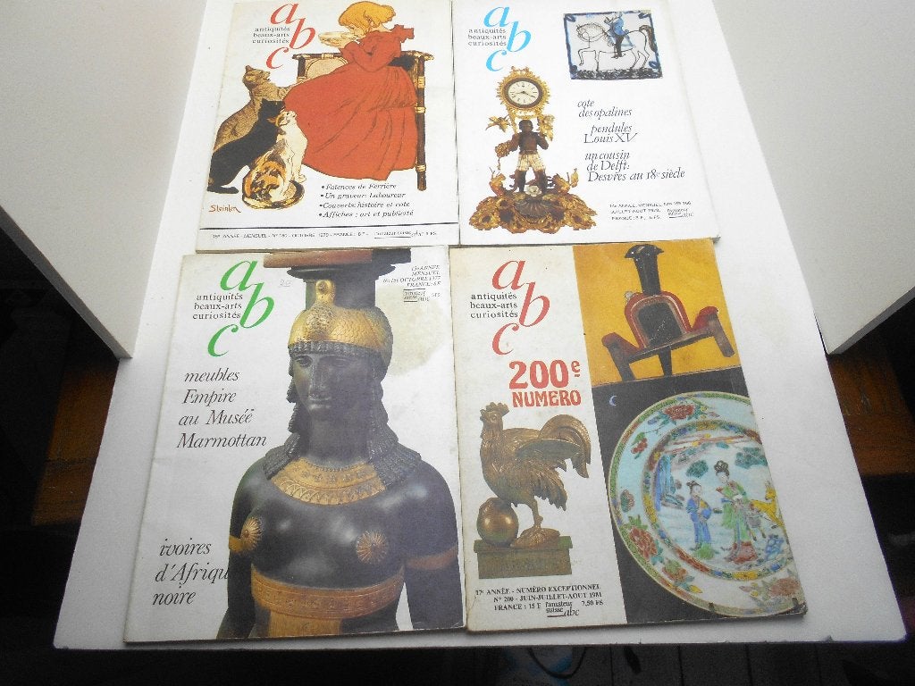 lot de 4 anciennes revues "Antiquités ,beaux arts ,, Livres, Enlèvement ou Envoi, Utilisé, Autres types