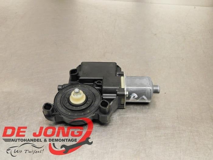 Moteur de vitre portière d'un Volkswagen Polo, Volkswagen, -, 3 mois de garantie, Utilisé