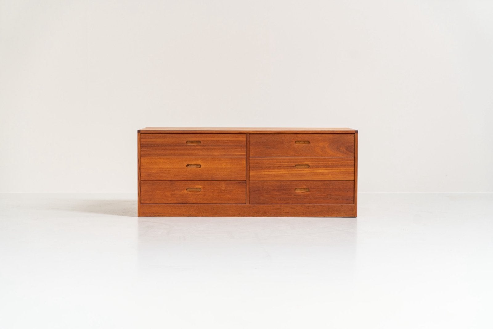 Vintage ladekast van Erik Brouer voor Brouer Møbelfabrik, Huis en Inrichting, Ophalen, Zo goed als nieuw