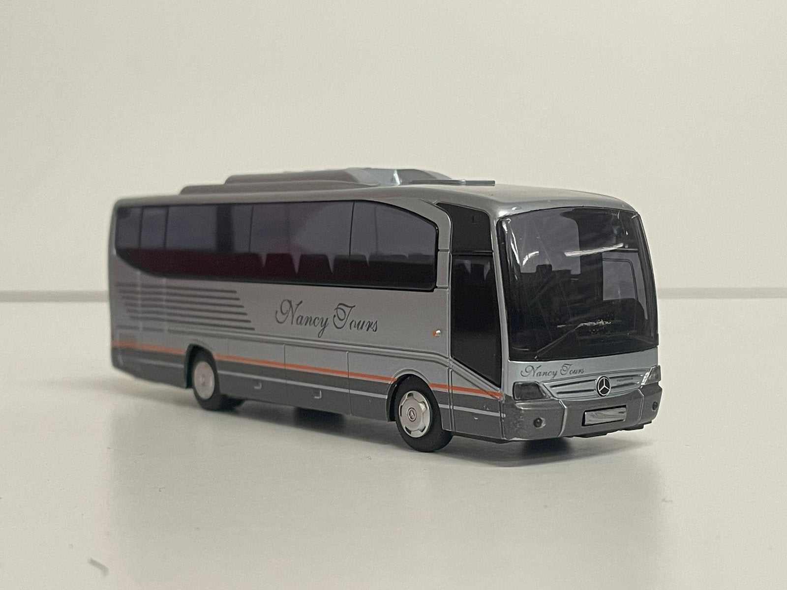 AWM MB Tourino touringcar NANCY Tours Maastricht 1:87, Ophalen of Verzenden, Zo goed als nieuw, Bus of Vrachtwagen, AWM