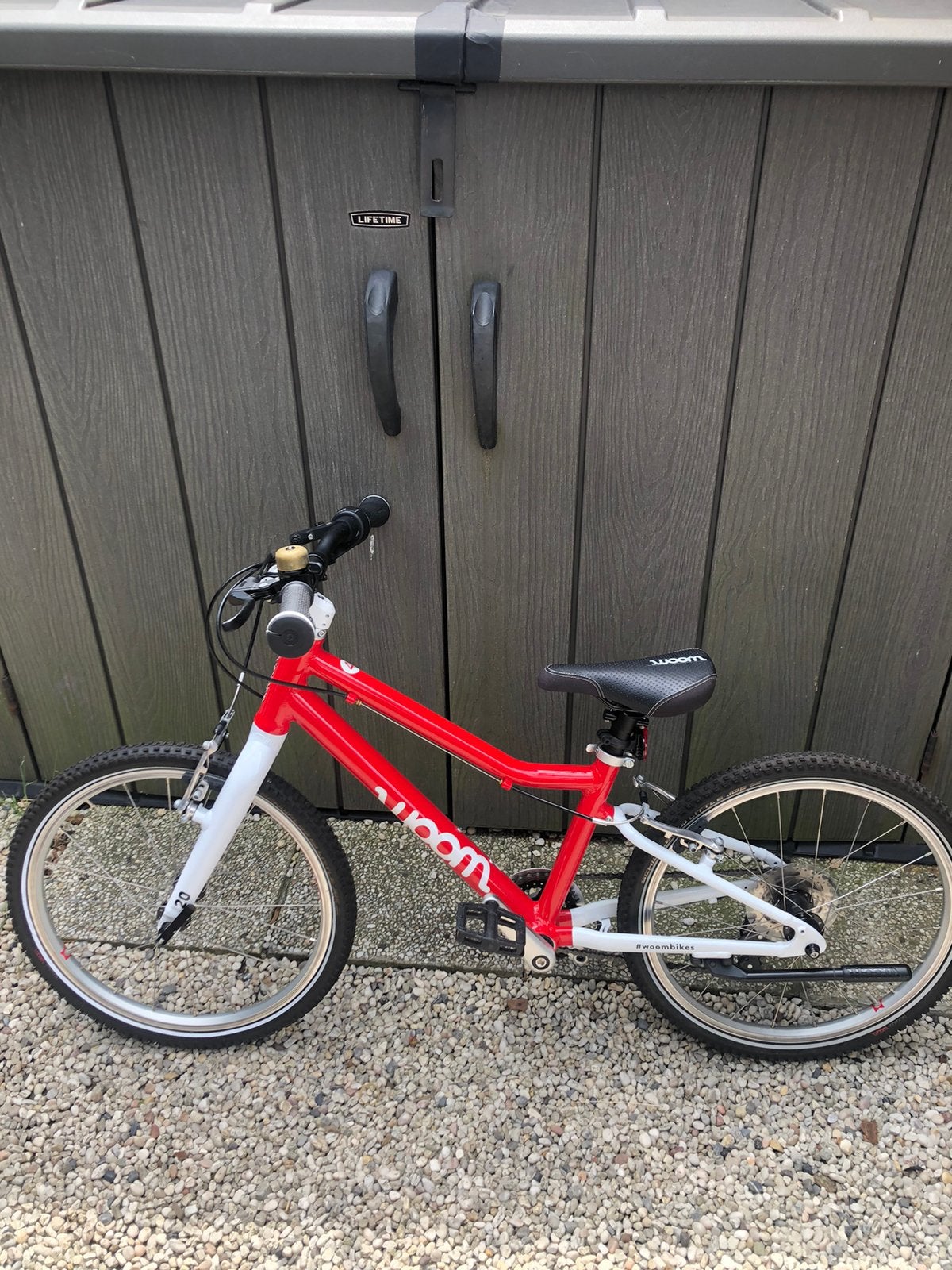 Woom 4, Fietsen en Brommers, Ophalen, Zo goed als nieuw, Velgrem, 20 inch of meer