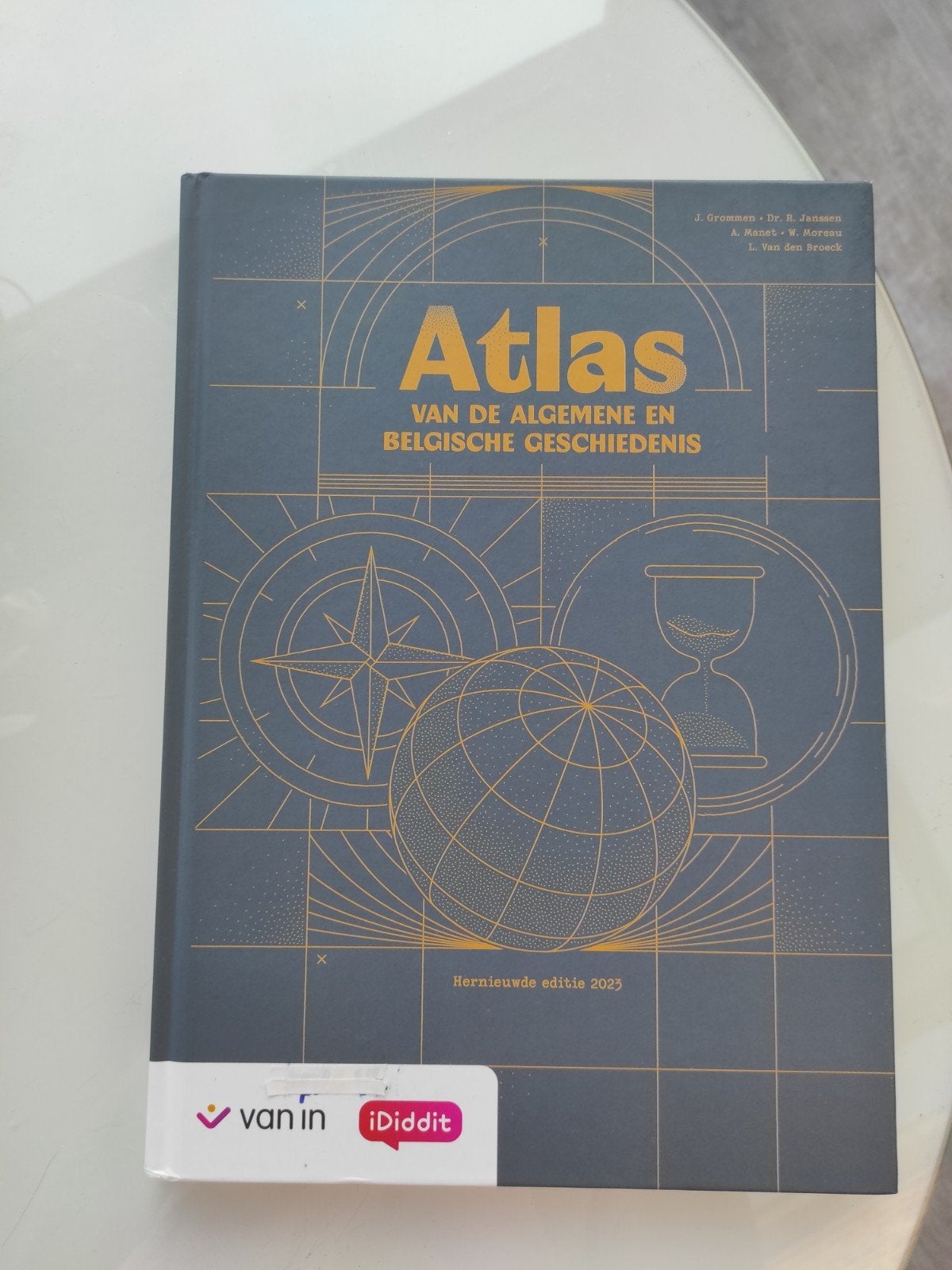 Atlas van de algemene en Belgische geschiedenis 2023, Ophalen of Verzenden, Nederlands
