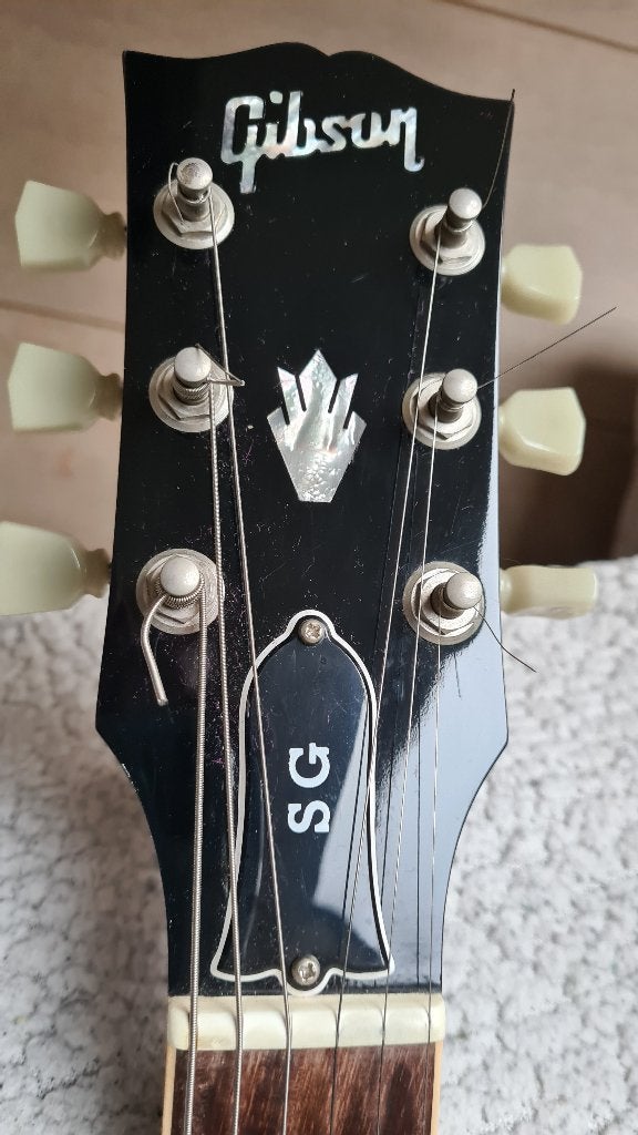 Gibson SG heritage cherry Bigsby 1996, Musique & Instruments, Enlèvement, Comme neuf, Solid body, Gibson