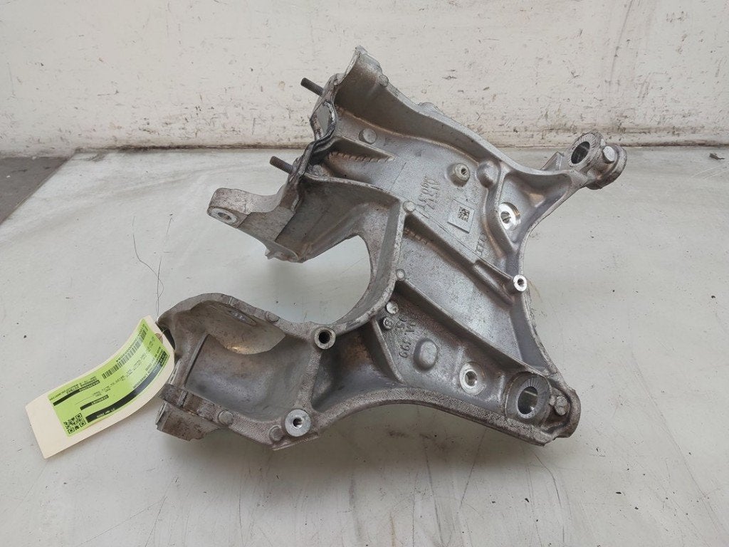 DIVERS Draagarmsteun linksvoor Audi A6 (C8) (|80A399295S|), Auto-Union-Straße  1,
85057  Ingolstadt, DE, Info@audi.de, Audi, Utilisé