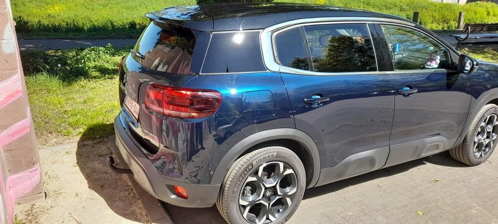 Citroën C5 Aircross SUV hybride 136 DCS6 MAX. Bleu Eclipse., Autos, Citroën, Particulier, C5, Attache-remorque, Automatique, Enlèvement