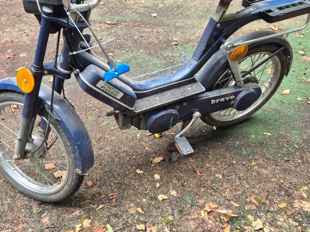 2 bromfietsen: 1 VESPA PIAGGIO BRAVO en 1 FLANDRIA FUTURA, Fietsen en Brommers, Ophalen, Gebruikt
