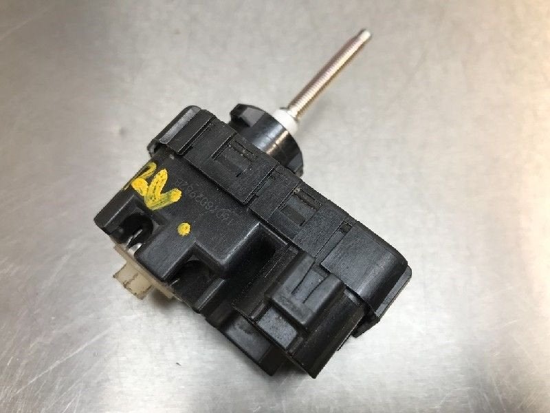 PHARE MOTEUR Mazda 2 (DJ / DL) (01-2014/02-2018), Utilisé, Mazda