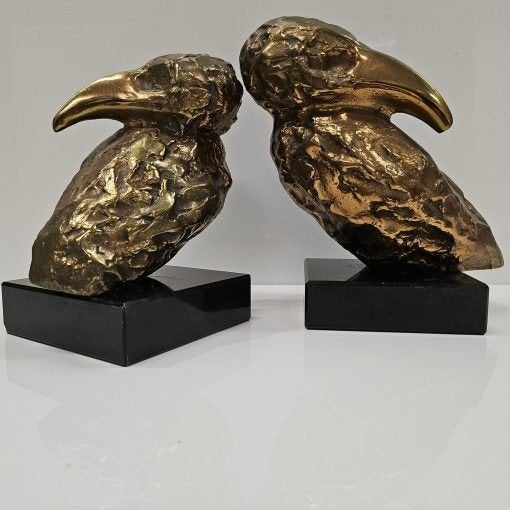 Twee raven – Bronzen sculptuur op marmeren sokkel, Enlèvement ou Envoi, Bronze