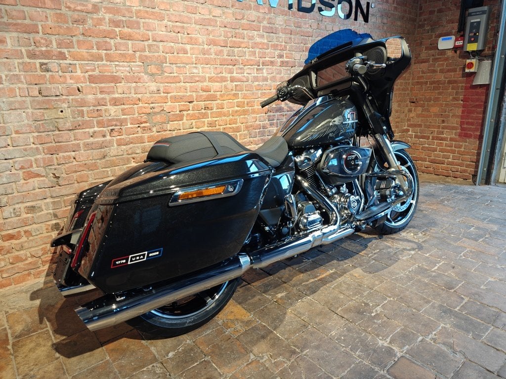 Harley-Davidson FLHX FLHX Street Glide "Liberty Edition", Motos, Plus de 35 kW, 1923 cm³, Info@freedom-machines.be, Neuf