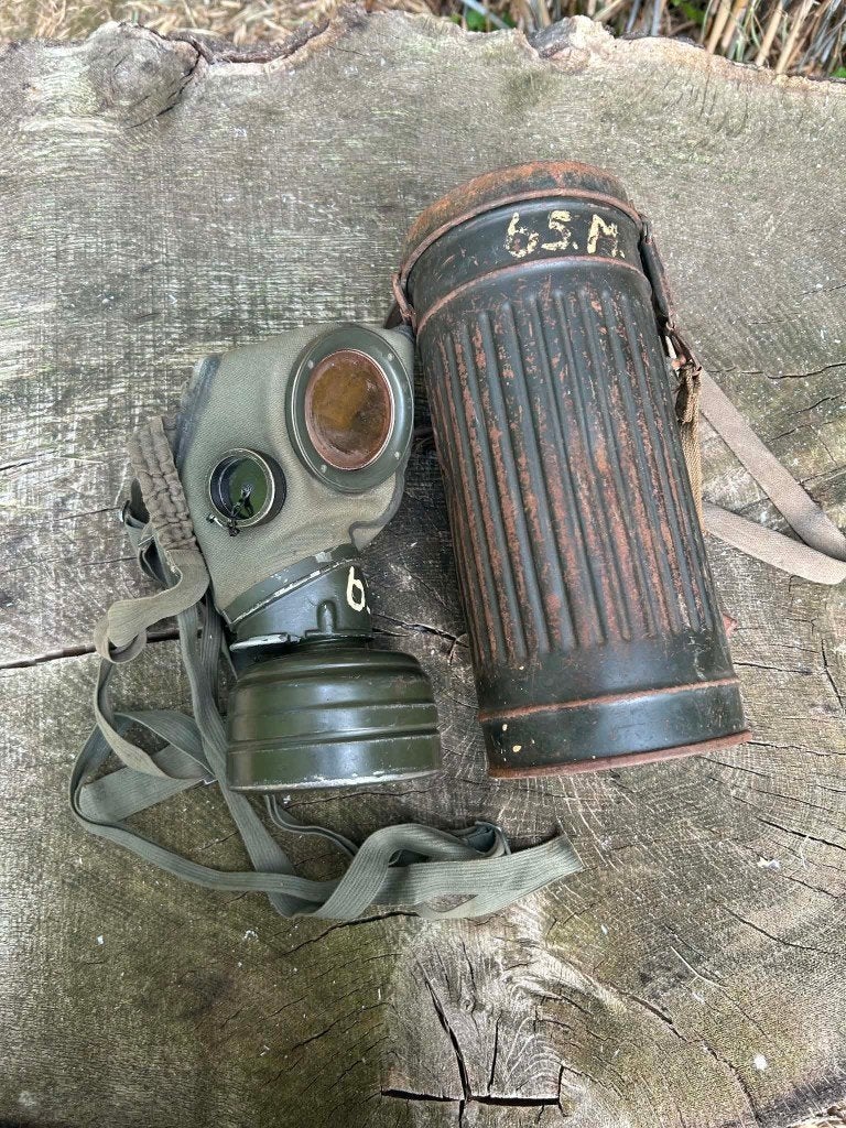 M30 Duits transmissiegasmasker uit de Tweede Wereldoorlog, Verzamelen, Militaria | Tweede Wereldoorlog, Ophalen of Verzenden, Overige soorten