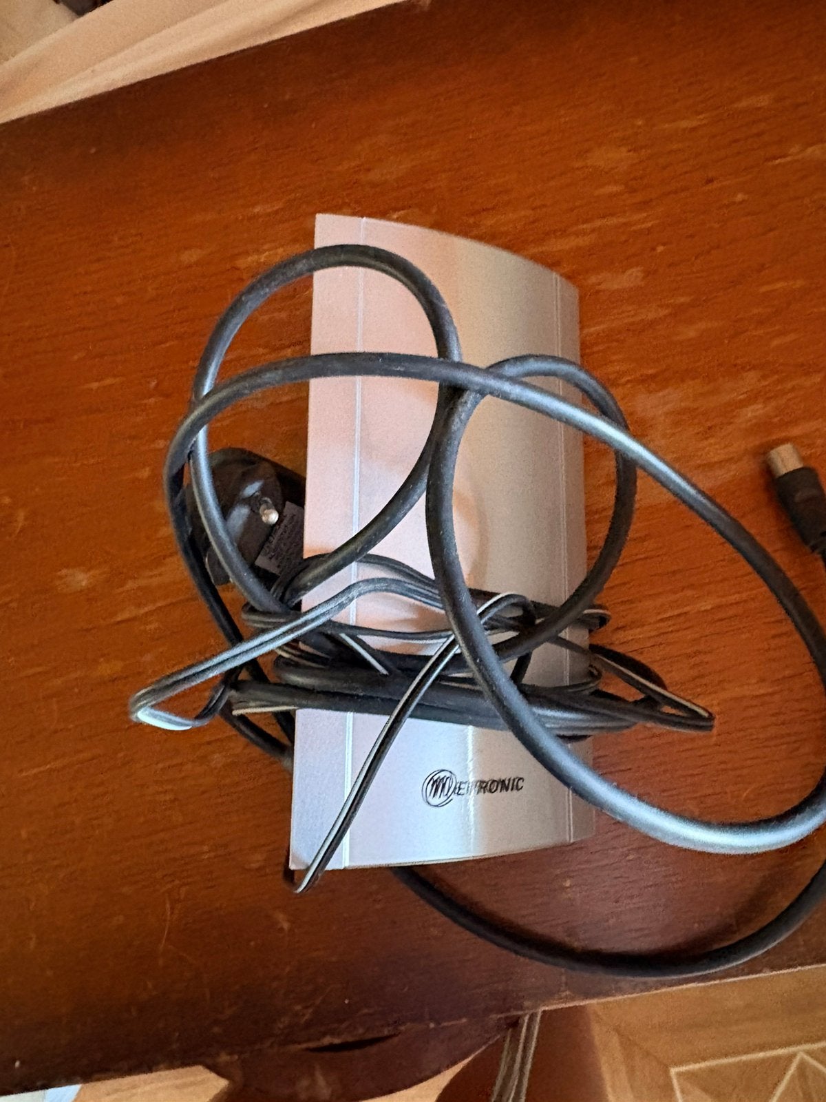 Amplificateur tnt, Computers en Software, Laptop-opladers, Ophalen, Zo goed als nieuw