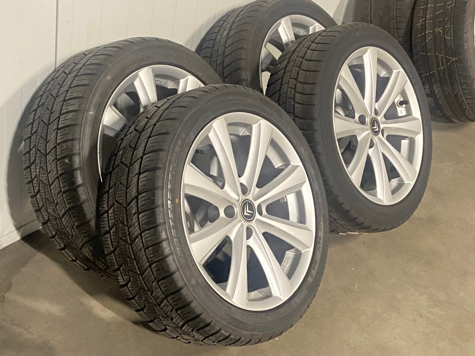 Jantes 17 pouces pour Citroën Berlingo/ Partner 4x108, Autos : Pièces & Accessoires, Pneus et Jantes, 4 Saisons, 17 pouces, Enlèvement
