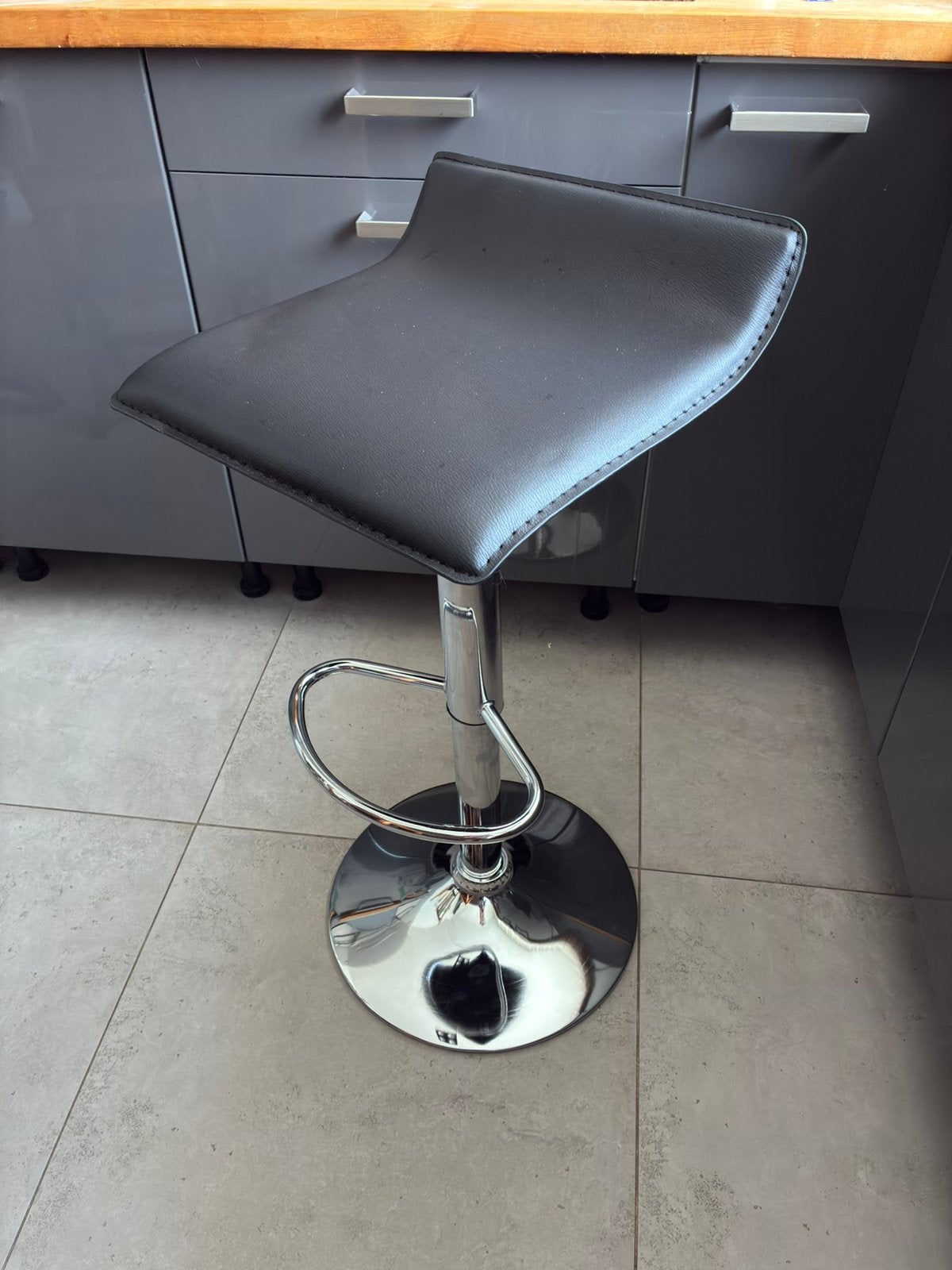 Barstoel (Belgica), Maison & Meubles, 1 tabouret, Métal, Comme neuf, 60 à 90 cm