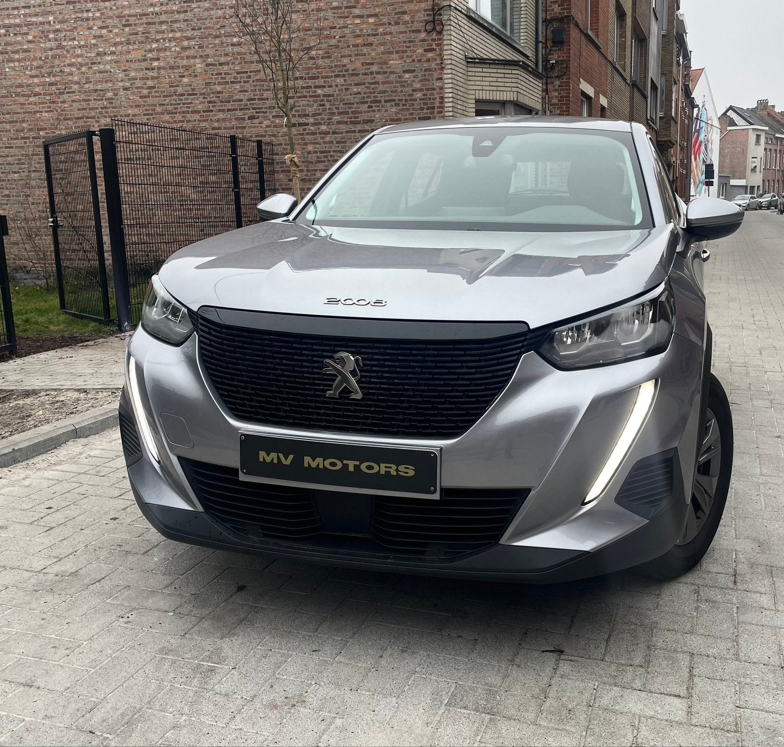 2021 Peugeot 2008 SUV Active Pack, 1.2 PureTech 131 PK, Auto's, Dealer onderhouden, Stof, Bedrijf, Handgeschakeld