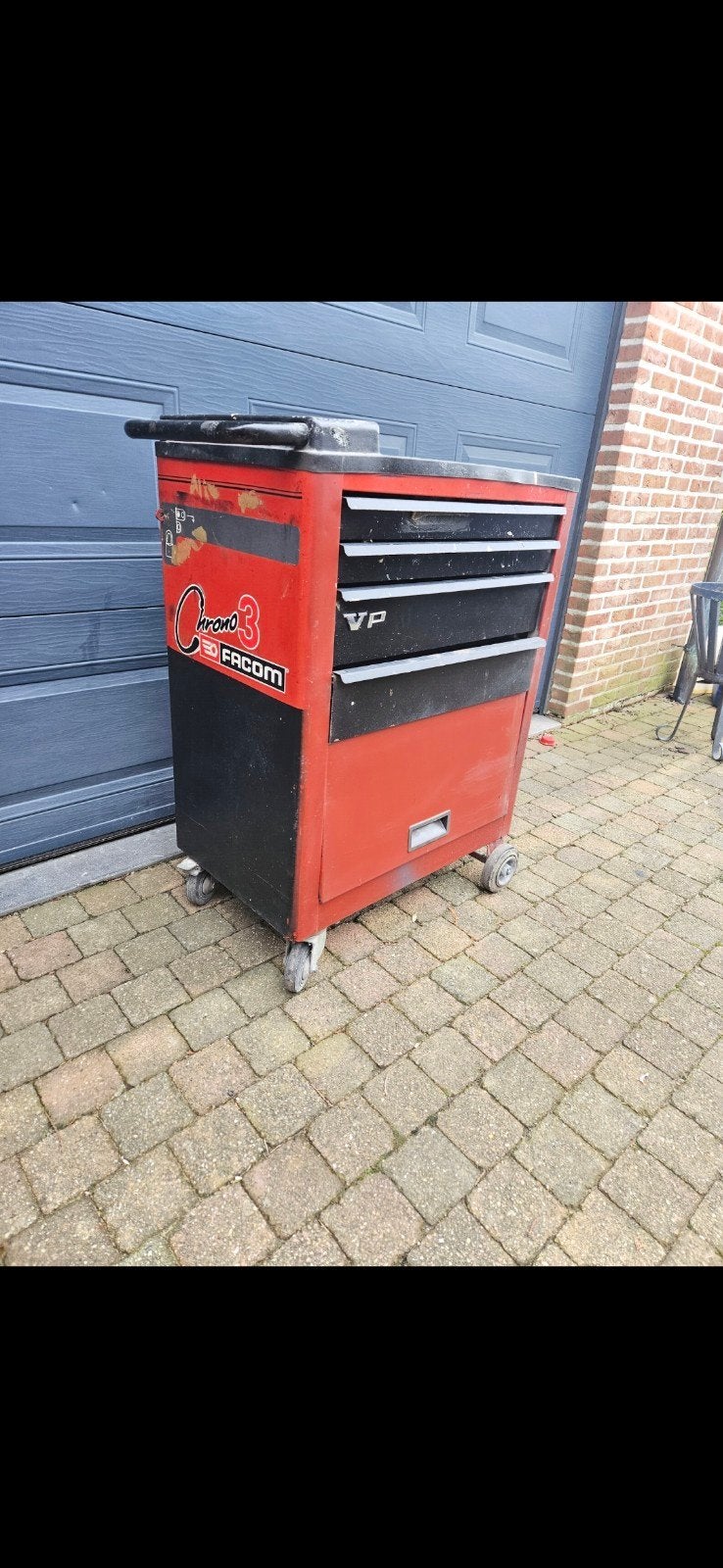 gereedschaps wagen facom, Ophalen
