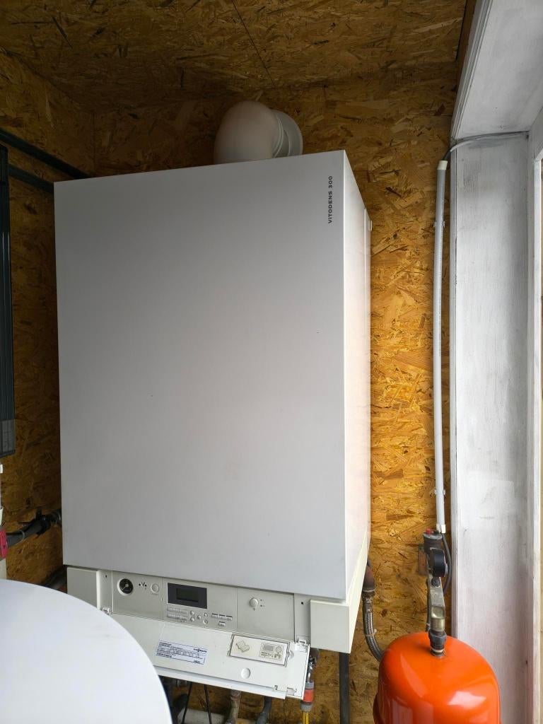 Condensatie-gasketel Viessmann, Doe-het-zelf en Bouw, Ophalen, Gebruikt, Cv-ketel of Combi-ketel