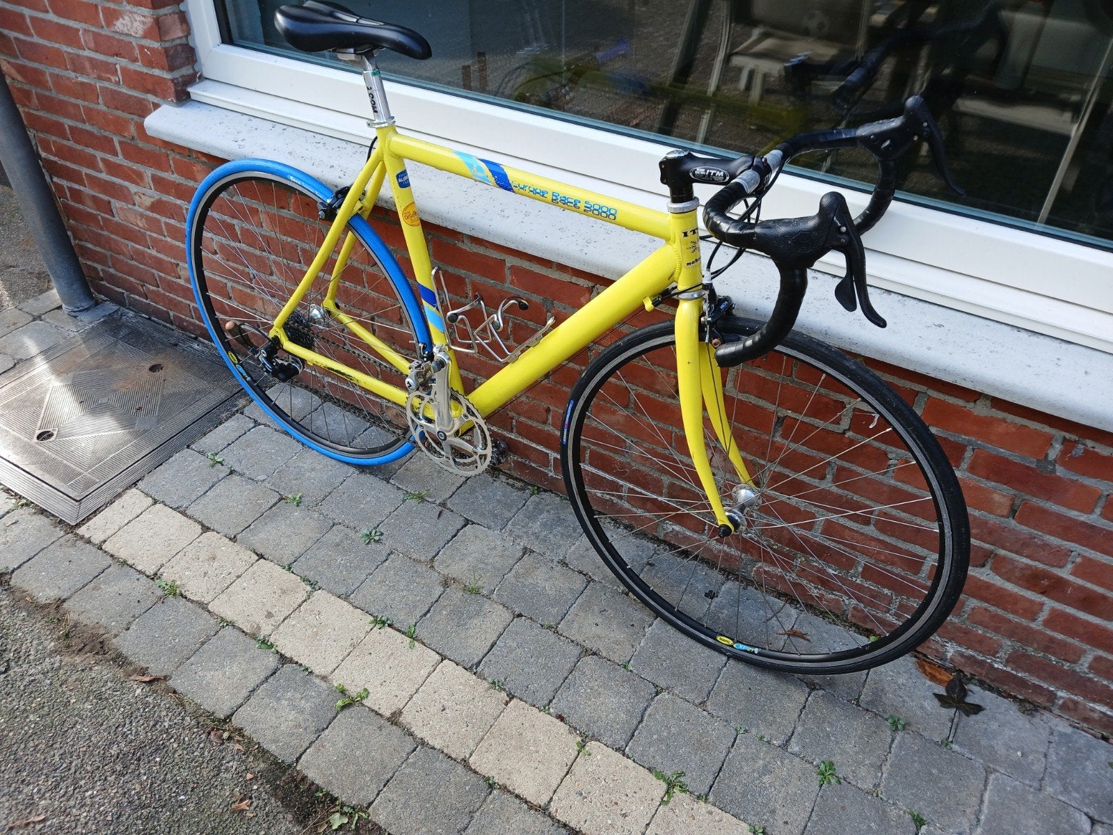 Koersfiets met tacx rollenset, Ophalen
