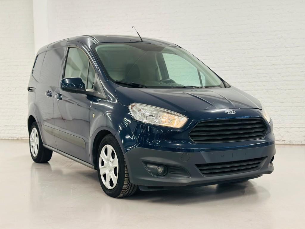 Ford Transit Courier benzine 2018 euro 6b, Autos, Ford, Achat, Euro 6, Entreprise, Boîte manuelle