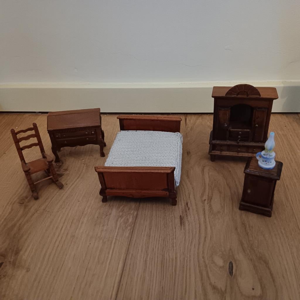 Mobilier en bois miniature, Enfants & Bébés, Jouets | Maisons de poupées, Enlèvement, Utilisé, Accessoires