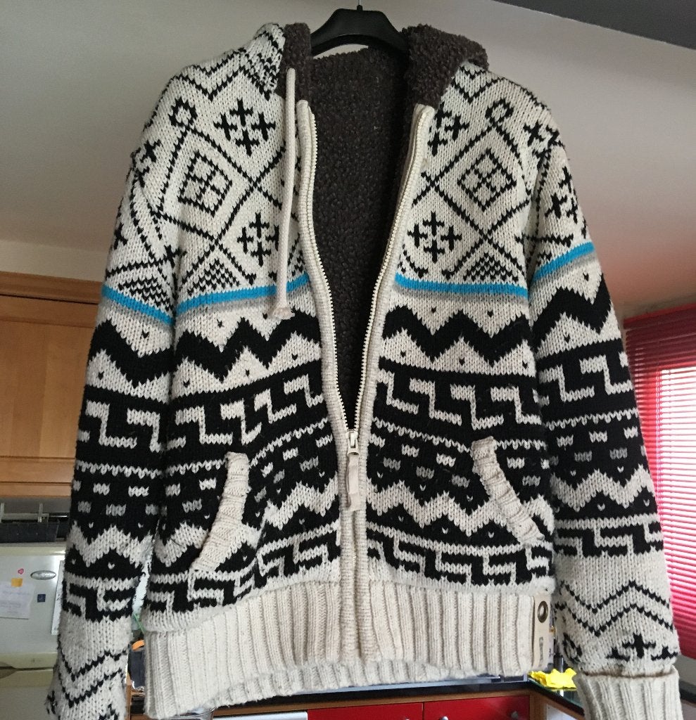 PRACHTIGE WARME WOLLEN VEST 50 €, Ophalen