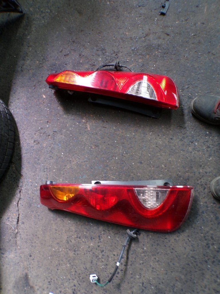 Feu arrière gauche Nissan Note 2006-2009 LP/15068, Ophalen, Gebruikt, Nissan