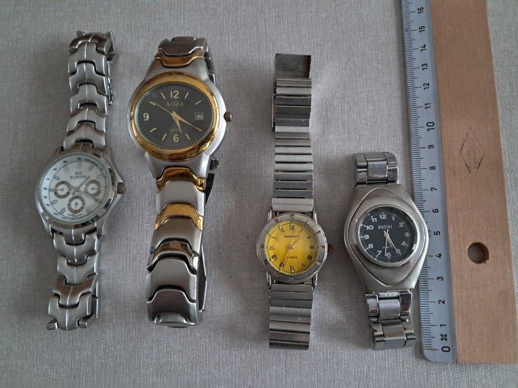 lot de 4 montres homme vintage, Bijoux, Sacs & Beauté, Montres | Hommes, Montre-bracelet, Autres marques, Enlèvement ou Envoi