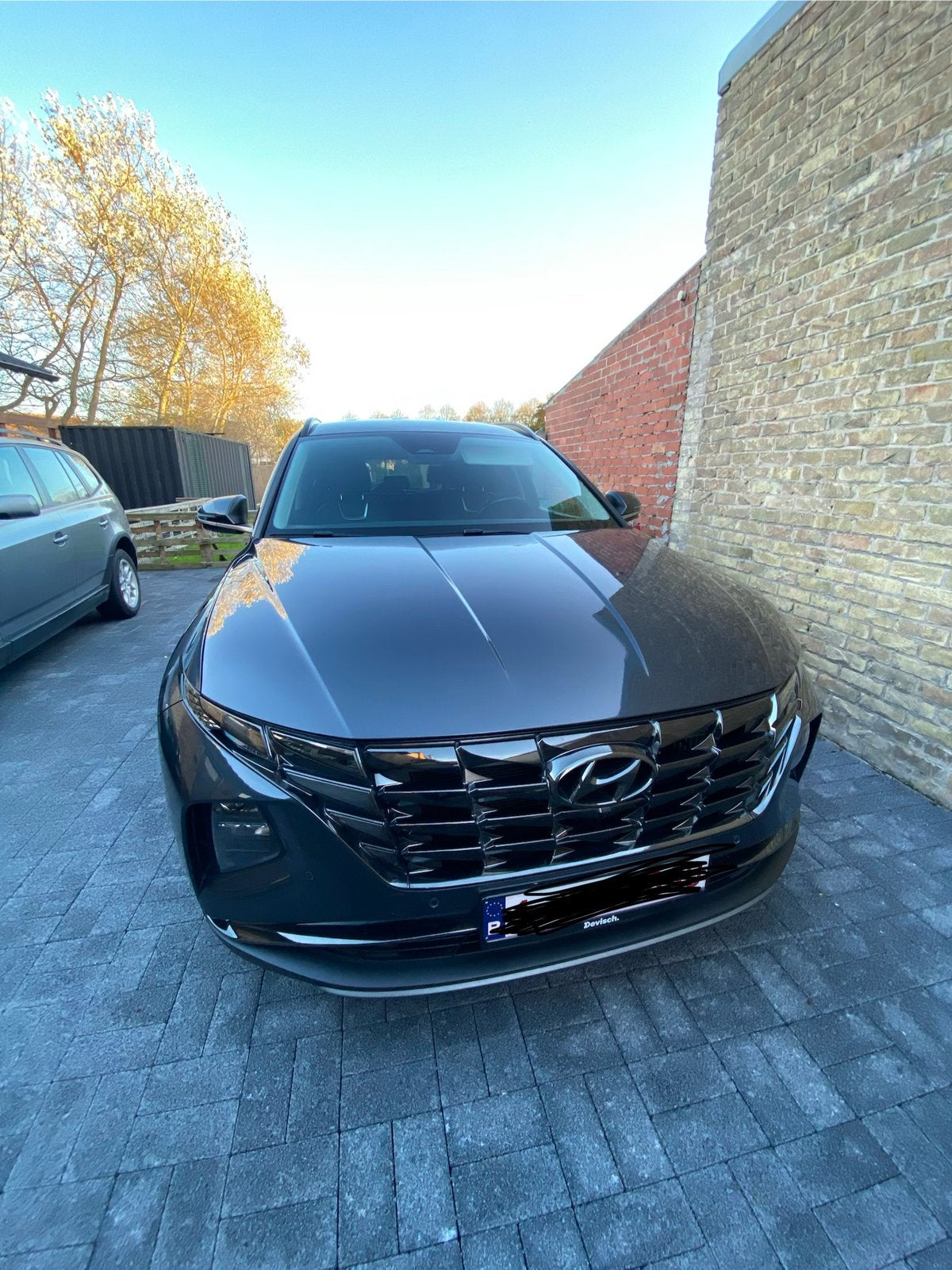 Hundai tuscon, Auto's, Zwart, 1600 cc, 1900 kg, 5 zetels