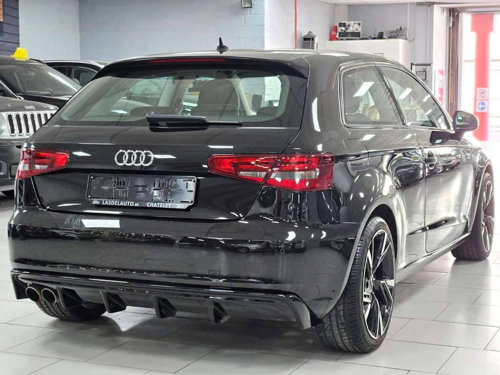 Audi A3 1.2TFSI Carplay Blue Gps Sensors Alcantara Chauffant, Auto's, USB, Gebruikt, 4 cilinders, Alcantara