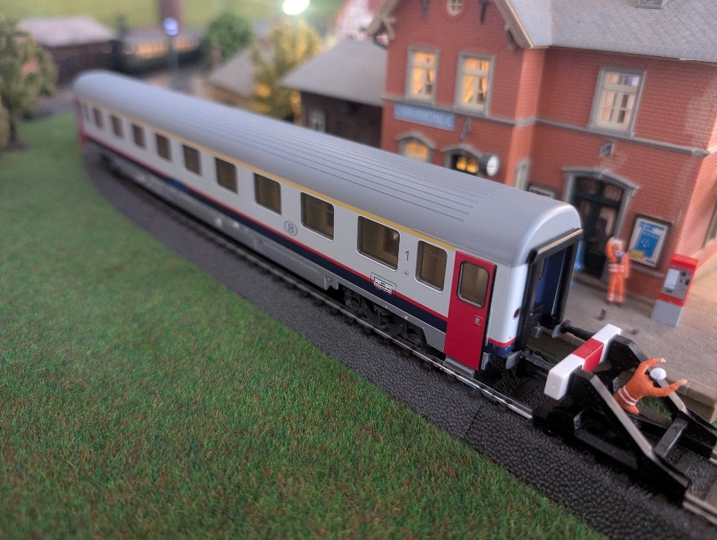 NMBS SNCB | Märklin | I6 A9 | Newlook | Vauban |, Hobby en Vrije tijd, Wisselstroom, Ophalen of Verzenden, Analoog, Märklin