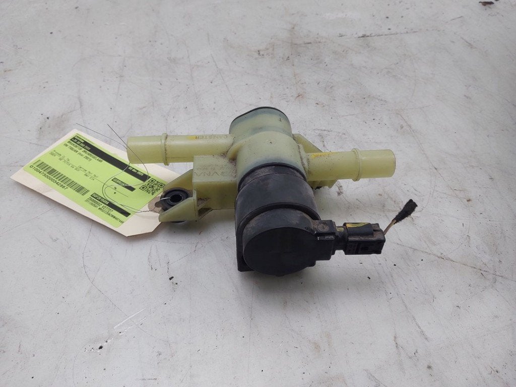 REGULATEUR PRESSION CARBURANT Tiguan (AD1) (|5QF201549A|), Dhr. J. Ham, Volkswagen, Administratie@autoham.nl, Utilisé