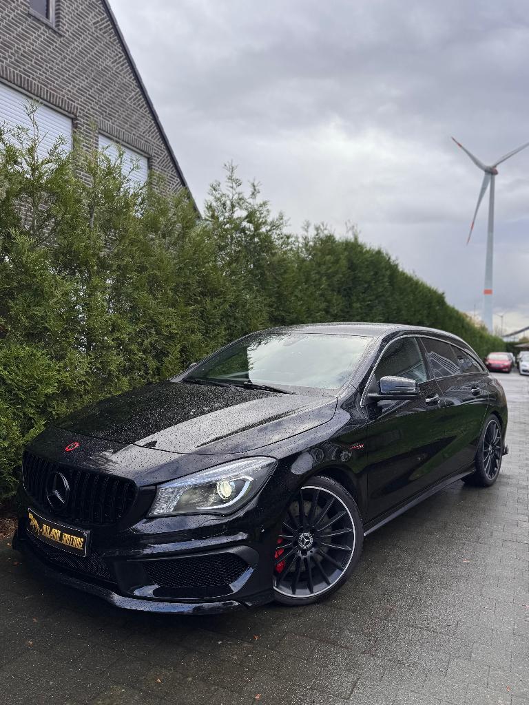 Mercedes-Benz CLA45AMG 2016, Euro 6, Entreprise, Noir, 5 portes