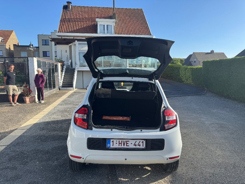 Renault Twingo, Autos, Renault, Particulier, Twingo, ABS, Régulateur de distance, Airbags, Air conditionné, Bluetooth, Vitres électriques