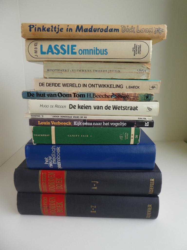 Wegens opruiming boekenkast: antiquariaat, Antiek en Kunst, Ophalen of Verzenden, Diverse auteurs