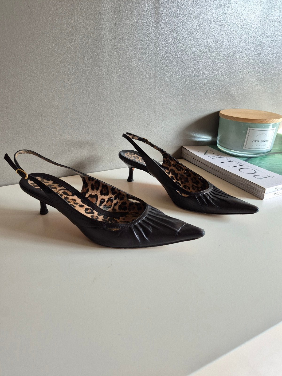 Escarpins à bride style Kitten Heel Dolce Gabbana taille 37, Enlèvement ou Envoi, Noir, Escarpins